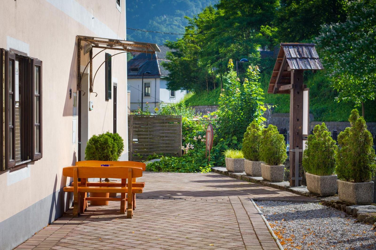 Apartma Na Starem Placu อิดริยา ภายนอก รูปภาพ